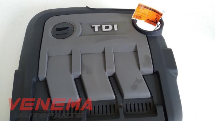 Plaque de protection moteur d'un Seat Ibiza ST (6J8) 1.2 TDI Ecomotive 2011