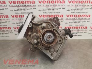 Używane Mechaniczna pompa paliwa Ford Fiesta 6 (JA8) 1.6 TDCi 16V 95 Cena € 174,99 Procedura marży oferowane przez Venema Autoparts