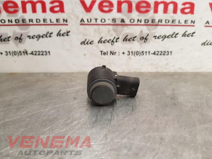 Usados Sensor PDC Opel Astra K Sports Tourer 1.6 CDTI 136 16V Precio € 14,99 Norma de margen ofrecido por Venema Autoparts