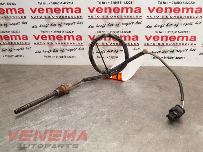 Usagé Sensor température d’échappement Mercedes E (VF211) 2.2 E-220 CDI 16V Prix € 39,99 Règlement à la marge proposé par Venema Autoparts