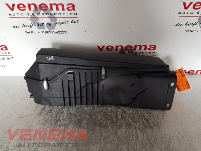 Begagnade Luftfilterhus Mercedes E (VF211) 2.2 E-220 CDI 16V Pris € 39,99 Marginaltabell erbjuds av Venema Autoparts