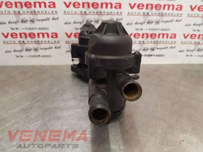 Thermostat housing Volkswagen Tiguan 1.4 TSI 16V 03C121118D CAV