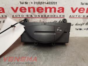 Używane Przelacznik czujników parkowania Mercedes E (211) 2.2 E-220 CDI 16V Cena € 34,99 Procedura marży oferowane przez Venema Autoparts