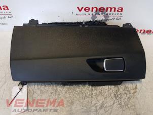 Gebrauchte Handschuhfach BMW 1 serie (F20) 116i 1.6 16V Preis € 44,99 Margenregelung angeboten von Venema Autoparts