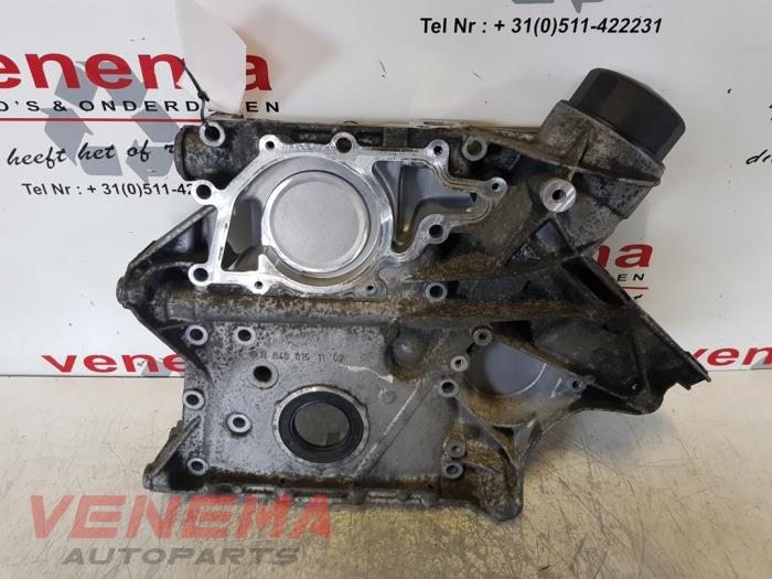 Usagé Couvercle de distribution Mercedes E (VF211) 2.2 E-220 CDI 16V Prix € 39,99 Règlement à la marge proposé par Venema Autoparts