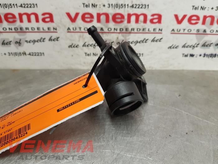 Begagnade Vattenrör Volkswagen Golf VI (5K1) 2.0 GTI 16V Pris € 14,99 Marginaltabell erbjuds av Venema Autoparts