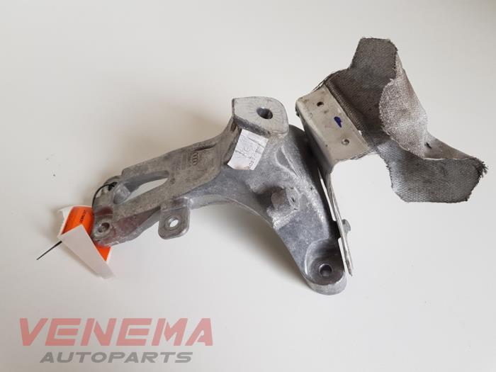 Used Engine mount Audi SQ5 (8RB) 3.0 TDI V6 24V Price € 14,99 Margin scheme offered by Venema Autoparts