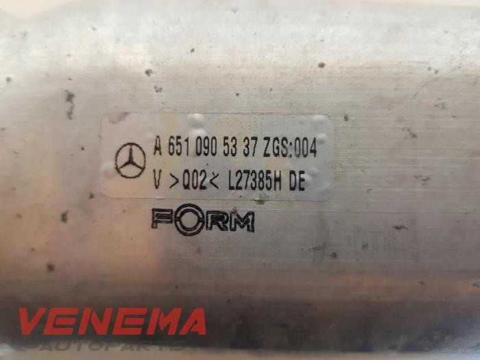 Intercooler tube from a Mercedes-Benz C Estate (S205) C-250 CDI BlueTEC, C-250 d 2.2 16V 4-Matic 2017