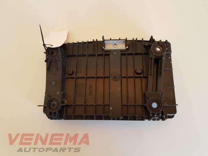 Battery box from a Mercedes-Benz C Estate (S205) C-250 CDI BlueTEC, C-250 d 2.2 16V 4-Matic 2017