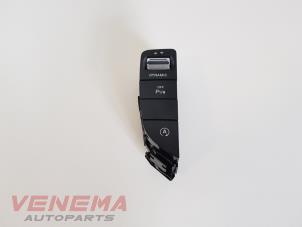 Used PDC switch Mercedes C Estate (S205) C-250 CDI BlueTEC, C-250 d 2.2 16V 4-Matic Price € 39,99 Margin scheme offered by Venema Autoparts
