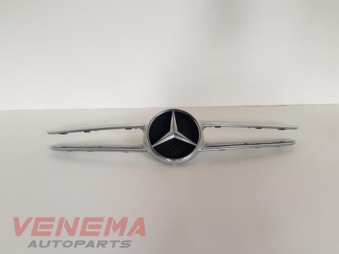Rejilla de un Mercedes-Benz C Estate (S205) C-250 CDI BlueTEC, C-250 d 2.2 16V 4-Matic 2017