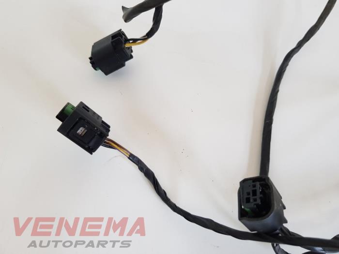 Pdc wiring harness from a Opel Zafira (M75) 2.2 16V Direct Ecotec 2007