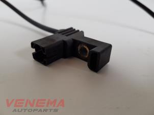 ABS-sensor från en Mercedes-Benz E (W212) E-200 CDI 16V BlueEfficiency,BlueTEC 2014