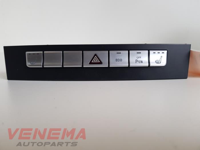 Begagnade PDC-panel Mercedes CLS (C218) 250 CDI BlueEfficiency,BlueTEC, 250 d Pris € 89,99 Marginaltabell erbjuds av Venema Autoparts