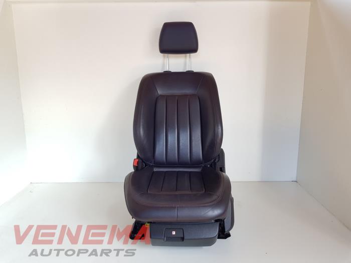 Begagnade Säte, vänster Mercedes CLS (C218) 250 CDI BlueEfficiency,BlueTEC, 250 d Pris € 249,99 Marginaltabell erbjuds av Venema Autoparts