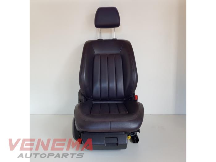 Begagnade Säte, höger Mercedes CLS (C218) 250 CDI BlueEfficiency,BlueTEC, 250 d Pris € 249,99 Marginaltabell erbjuds av Venema Autoparts