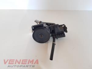 Used Power steering pump Mercedes C Estate (S204) 2.2 C-200 CDI 16V BlueEFFICIENCY Price € 169,99 Margin scheme offered by Venema Autoparts
