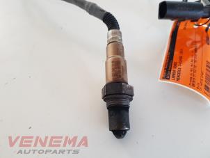 Lambda probe from a Mercedes-Benz C Estate (S204) 2.2 C-200 CDI 16V BlueEFFICIENCY 2014