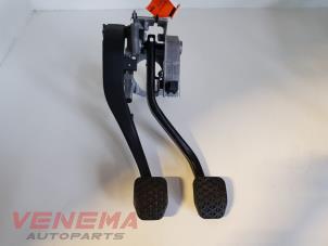 Używane Zestaw pedalów BMW 3 serie Touring (E91) 320i 16V Cena € 69,99 Procedura marży oferowane przez Venema Autoparts