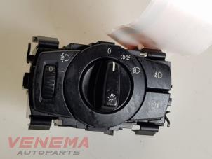 Used Light switch BMW 1 serie (E87/87N) 116d 16V Price € 19,99 Margin scheme offered by Venema Autoparts