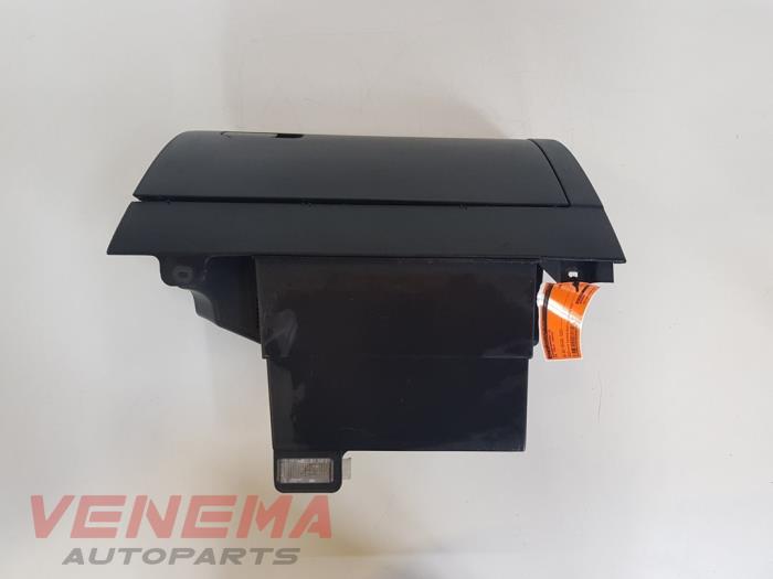 Gebrauchte Handschuhfach Volkswagen Polo V (6R) 1.4 GTI 16V Preis € 19,99 Margenregelung angeboten von Venema Autoparts