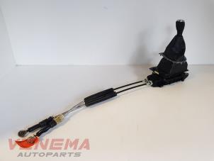 Used Gear-change mechanism Renault Clio IV Estate/Grandtour (7R) 0.9 Energy TCE 90 12V Price € 69,99 Margin scheme offered by Venema Autoparts
