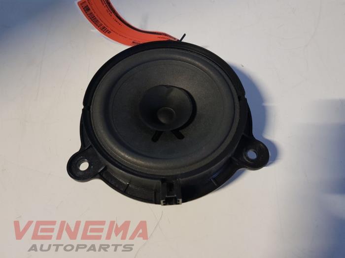 Speaker Renault Clio IV Estate/Grandtour 0.9 Energy TCE 90 12V - 281569368R