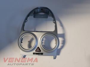 Używane Element deski rozdzielczej Opel Corsa D 1.2 16V Cena € 24,99 Procedura marży oferowane przez Venema Autoparts
