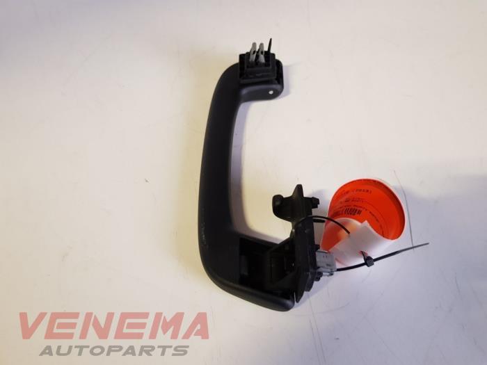 Handle from a BMW 3 serie Touring (F31) 320d xDrive 2.0 16V Performance Power Kit 2013