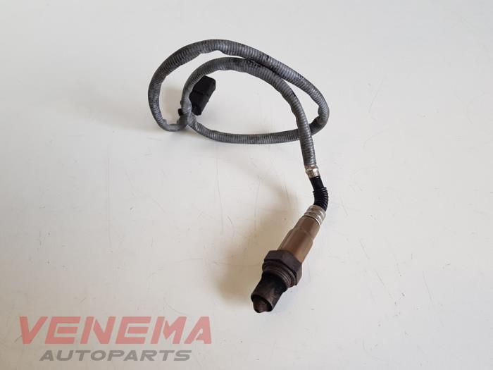 Sonde lambda d'un Mercedes-Benz E (W212) E-200 CDI 16V BlueEfficiency,BlueTEC 2014