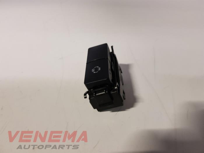 Position switch automatic gearbox from a Mercedes-Benz E (W212) E-200 CDI 16V BlueEfficiency,BlueTEC 2014