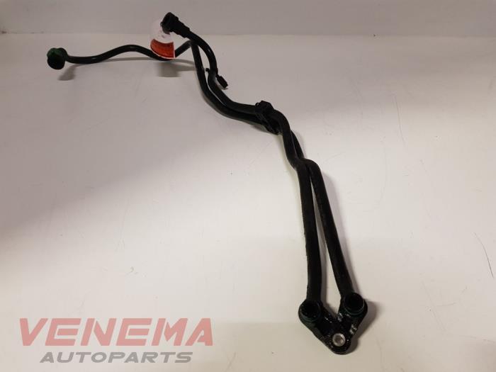 Hose (miscellaneous) from a BMW X5 (E70) 30d xDrive 3.0 24V 2011