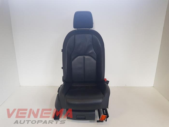Asiento derecha de un Seat Leon (5FB) 2.0 TDI Ecomotive 16V 2014