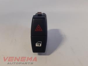 Used Panic lighting switch BMW X5 (E70) 30d xDrive 3.0 24V Price € 14,99 Margin scheme offered by Venema Autoparts