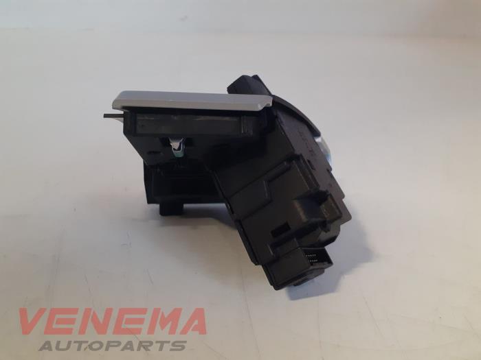 Ignition lock + key BMW X5 30d xDrive 3.0 24V 66126986585