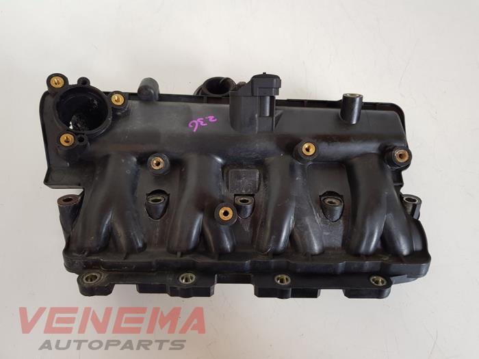 Begagnade Insugsrör Fiat Grande Punto (199) 1.3 JTD Multijet 16V 85 Actual Pris € 44,99 Marginaltabell erbjuds av Venema Autoparts