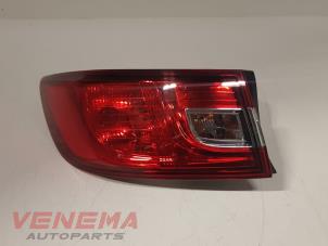 Used Taillight, left Renault Clio IV (5R) 0.9 Energy TCE 90 12V Price € 39,99 Margin scheme offered by Venema Autoparts