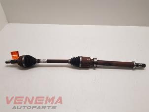 Used Front drive shaft, right Renault Clio IV (5R) 0.9 Energy TCE 90 12V Price € 44,99 Margin scheme offered by Venema Autoparts