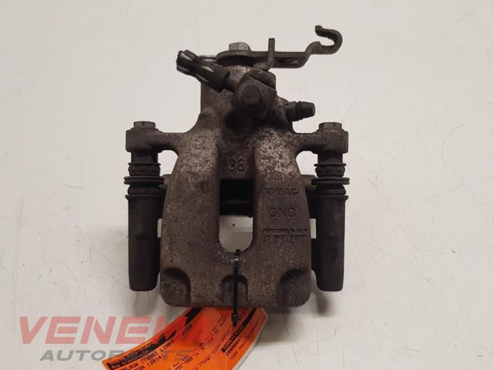 Usagé Etrier de frein arrière gauche Seat Leon (5FB) 2.0 TDI Ecomotive 16V Prix € 9,99 Règlement à la marge proposé par Venema Autoparts