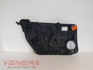 Used Window mechanism 4-door, front left Mercedes A (W176) 2.2 A-200 CDI, A-200d 16V 4-Matic Price € 69,99 Margin scheme offered by Venema Autoparts