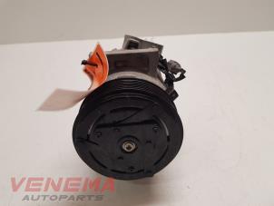 Used Air conditioning pump Renault Clio IV (5R) 0.9 Energy TCE 90 12V Price € 69,99 Margin scheme offered by Venema Autoparts