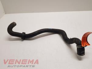 Used Radiator hose Renault Clio IV (5R) 0.9 Energy TCE 90 12V Price € 19,99 Margin scheme offered by Venema Autoparts