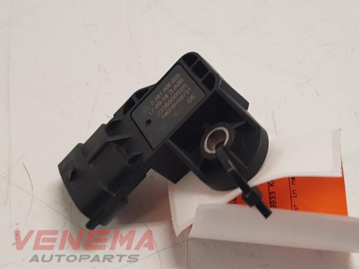 Begagnade Partikelfiltersensor Renault Clio IV (5R) 0.9 Energy TCE 90 12V Pris € 24,99 Marginaltabell erbjuds av Venema Autoparts