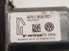 Silnik szyby drzwiowej z Volkswagen Up! (121) 1.0 12V 75 2014