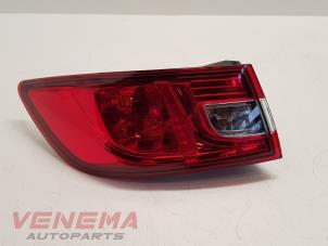 Used Taillight, left Renault Clio IV (5R) 0.9 Energy TCE 90 12V Price € 39,99 Margin scheme offered by Venema Autoparts