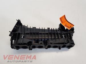Used Intake manifold BMW 3 serie Touring (E91) 318d 16V Price € 124,99 Margin scheme offered by Venema Autoparts