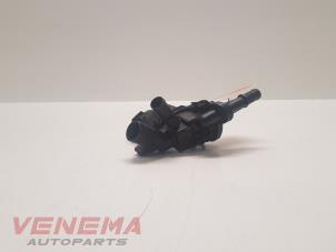 Used Thermostat housing Renault Clio IV (5R) 0.9 Energy TCE 90 12V Price € 39,99 Margin scheme offered by Venema Autoparts