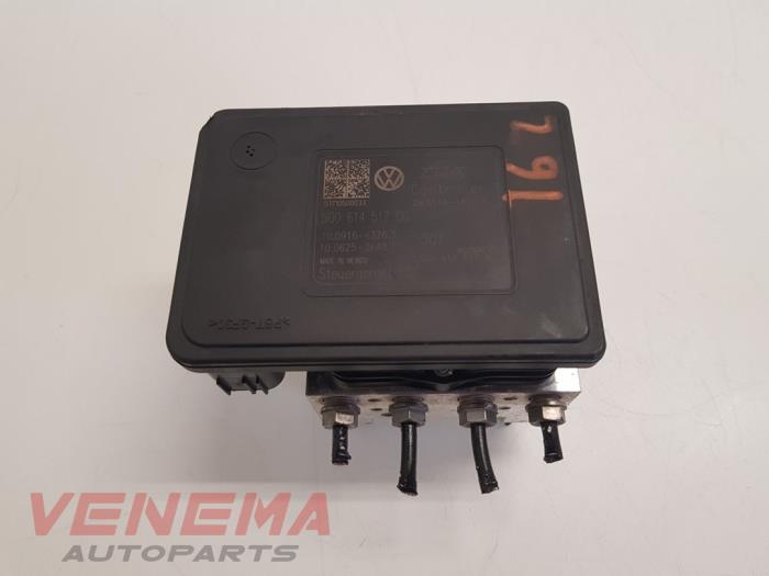 Usagé Pompe ABS Seat Leon (5FB) 1.0 TSI 12V Prix € 179,99 Règlement à la marge proposé par Venema Autoparts