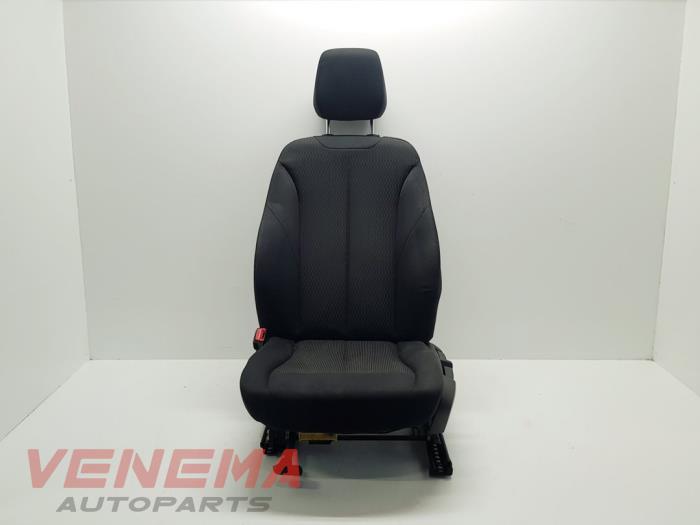 Fotel lewy z BMW 1 serie (F20) 116i 1.6 16V 2015