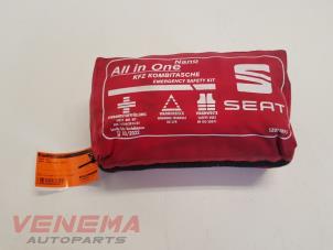 Usagé Kit premiers soins Seat Leon ST (5FF) 1.4 TSI ACT 16V Prix € 14,99 Règlement à la marge proposé par Venema Autoparts